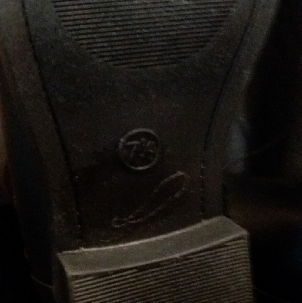 Excellent black leather boots - Picture 4 of 4